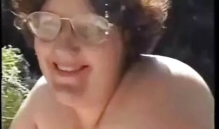 Roxy Ray spuckt auf kostenlose erotikfilme in hd mein kleines Arschloch, treibt und fickt mich mit der Zunge!