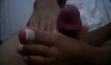 Kerl hd sexfime spuckt auf feuchte Muschi von Alice Marsch