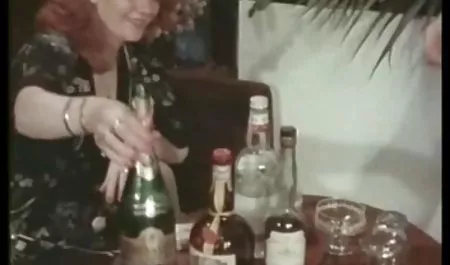 Die vollbusige Natasha ölt ihre Brüste sex filme gratis hd und spielt mit ihrer Muschi