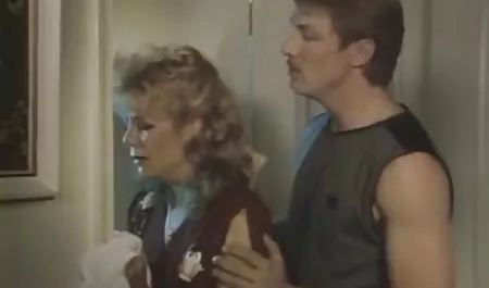 Eine scharfe Orgie wird auf Portal sexfilme full hd 18 untersucht.