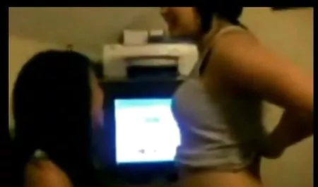 Laszive Mutter Rachel Cavalli kostenlose erotikfilme in hd klopfte und spritzte mit Sperma