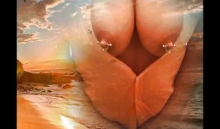Mandy Monroe bekommt einen Creampie von deutsche hd sex filme einem maskierten Mann
